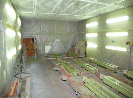 PAINT & DRYING ROOM