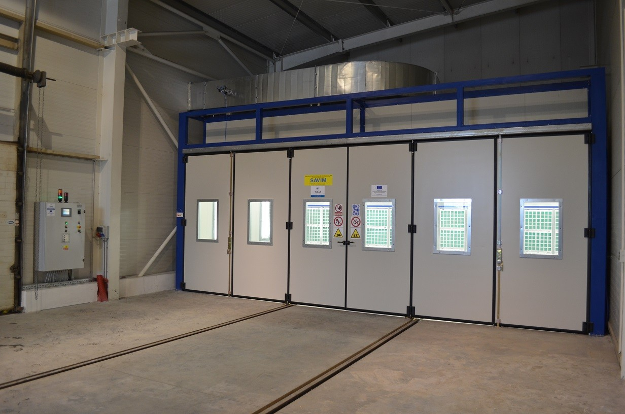 PAINT BOOTH 8 X 4 X 3 M