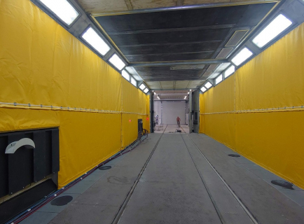 THROUGPUT BLASTING BOOTH 17 X 6 X 5 M