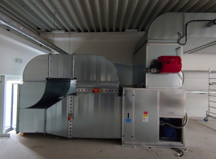 VESTAVĚNÝ LAKOVACÍ A SUŠÍCÍ BOX 15 x 4 x 5 S REKUPERACÍ 