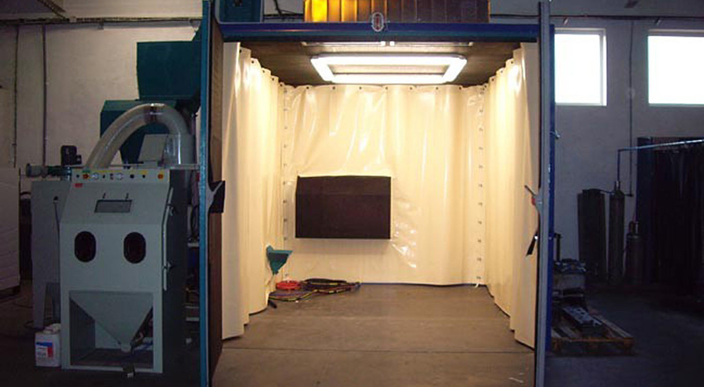 BLASTING BOOTH 4 X 3 X 3M