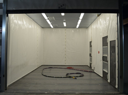 BLASTING BOOTH 8 X 4 X 3,5M